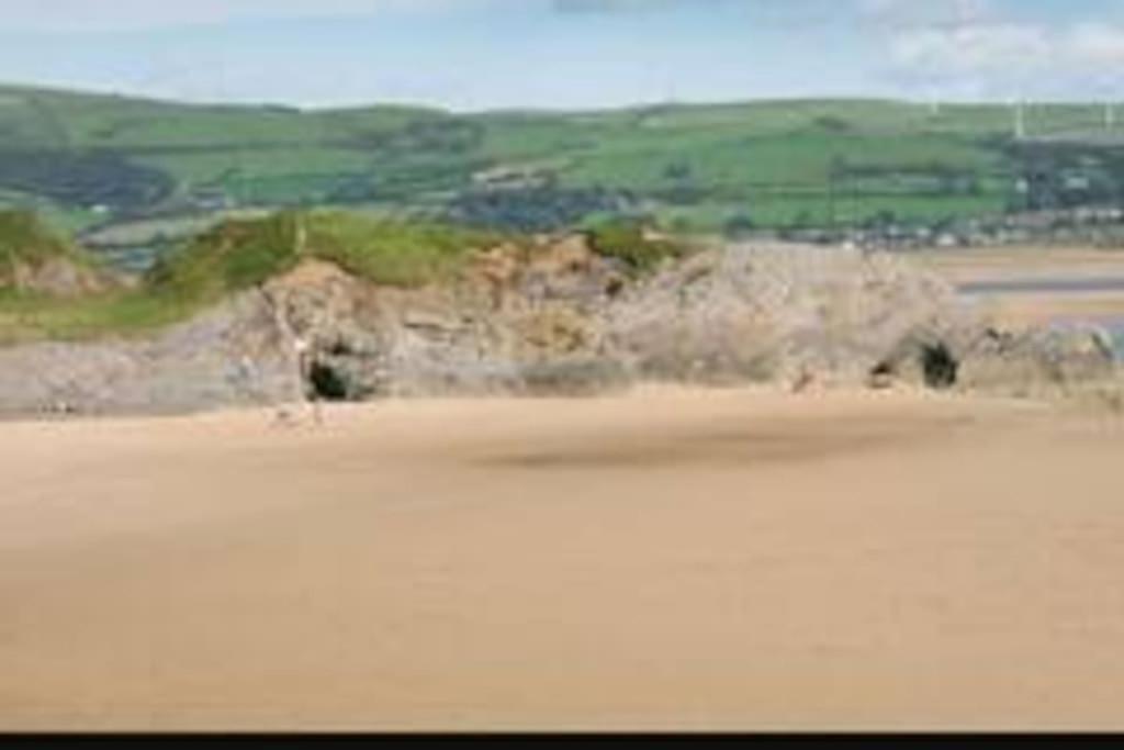 Sea Breeze, Modern, Cosy Holiday Home Haverigg Luaran gambar
